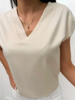 Beżowa Bluzeczka z Dekoltem V 13480-532-B|Modna Kiecka Fashion