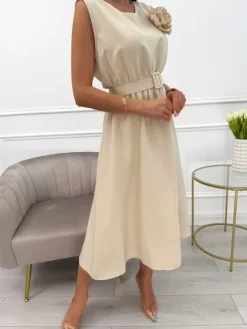 Beżowa Sukienka z Broszką i Paskiem 13878-284-A|Modna Kiecka Fashion
