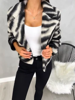 Beżowo-Czarny Krótki Płaszczyk 13154-348-B|Modna Kiecka Outlet
