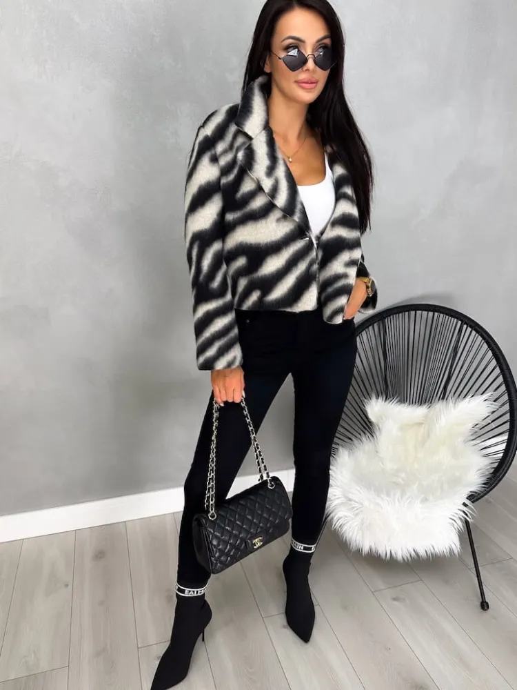 Beżowo-Czarny Krótki Płaszczyk 13154-348-B|Modna Kiecka Outlet