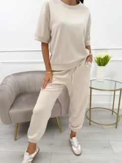 Beżowy Komplet Bluzka z Krótkim Rękawem + Spodnie 13939-360-A|Modna Kiecka Fashion