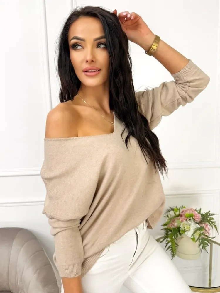 Beżowy Sweterek z Dekoltem V 13538-235-A|Modna Kiecka Fashion