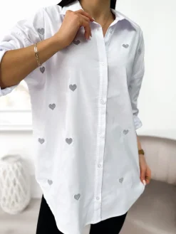 Biała Koszula w Serduszka 11342-135-A|Modna Kiecka Fashion