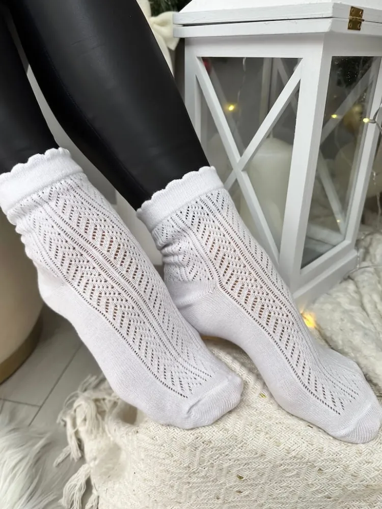 Białe Ażurowe Skarpety 13327-334-B|Modna Kiecka Fashion