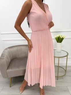 Brzoskwiniowa Plisowana Sukienka z Kopertowym Dekoltem 13869-500-B|Modna Kiecka Outlet