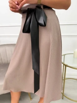 Brązowa Prążkowana Spódnica 13601-24-D|Modna Kiecka Fashion
