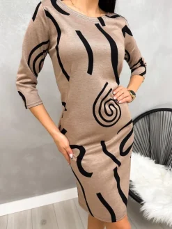 Brązowa Sukienka w Czarny Wzór 13211-148-A|Modna Kiecka Discount