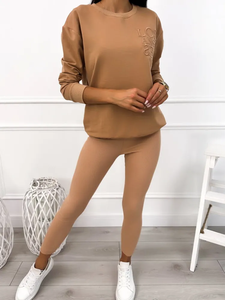 Brązowy Komplet z Naszywką 12805-113-A|Modna Kiecka Outlet