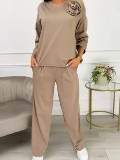 Cappuccino Komplet Bluzka z Ozdobą + Spodnie 13523-220-A|Modna Kiecka New