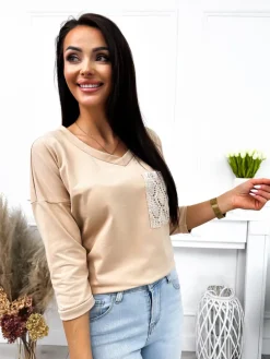 Ciemnobeżowa Bluzka z Ozdobną Kieszonką 11881-162-D|Modna Kiecka Hot