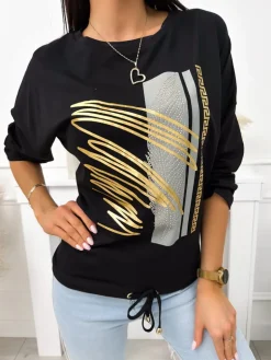 Czarna Bluzka z Aplikacją 11793-30-C|Modna Kiecka Discount