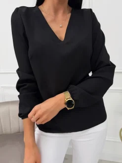 Czarna Bluzka z Dekoltem V 10641-181-I|Modna Kiecka Online