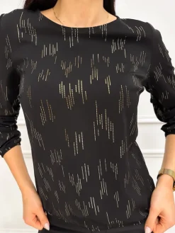 Czarna Bluzka ze Złotym Wzorem 13220-122-B|Modna Kiecka Fashion
