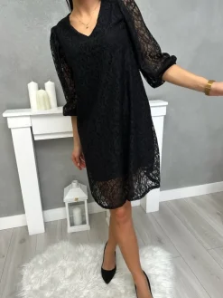 Czarna Koronkowa Sukienka z Dekoltem V 13396-349-B|Modna Kiecka Outlet