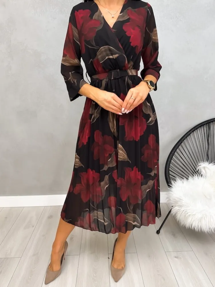 Czarna Plisowana Sukienka w Kwiaty z Paskiem 13191-423-A|Modna Kiecka Online