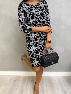 Czarna Sukienka w Biały Wzór 13073-158-Q|Modna Kiecka Hot