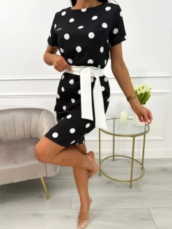 Czarna Sukienka w Grochy z Paskiem 13822-192-B|Modna Kiecka Fashion