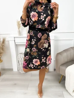 Czarna Sukienka w Kwiaty 11756-203-Q|Modna Kiecka Fashion