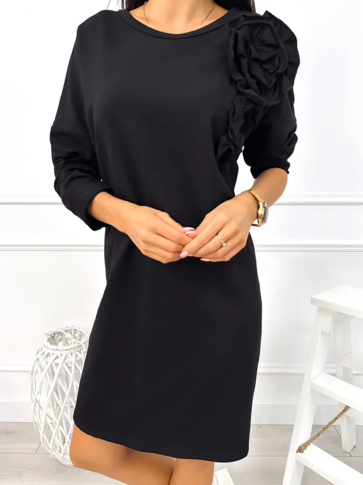 Czarna Sukienka z Kieszeniami i Ozdobą 12980-110-A|Modna Kiecka Discount