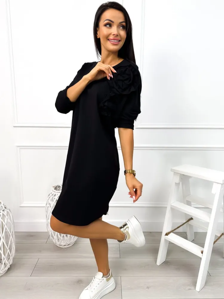 Czarna Sukienka z Kieszeniami i Ozdobą 12980-110-A|Modna Kiecka Discount
