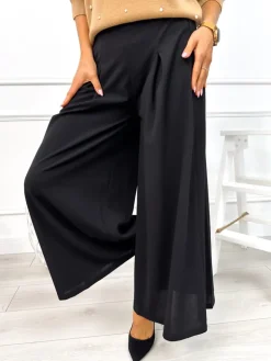 Czarne Spodnie z Rozszerzaną Nogawką 11890-318-Q|Modna Kiecka Fashion