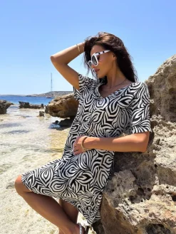 Czarno-Kremowa Sukienka Oversize 10329-116-A|Modna Kiecka New