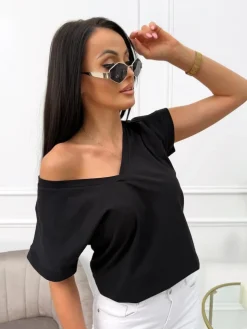 Czarny T-shirt z Dekoltem V 13669-140-D|Modna Kiecka Clearance
