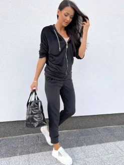 Czarny Welurowy Komplet z Naszywką 11412-263-B|Modna Kiecka Fashion