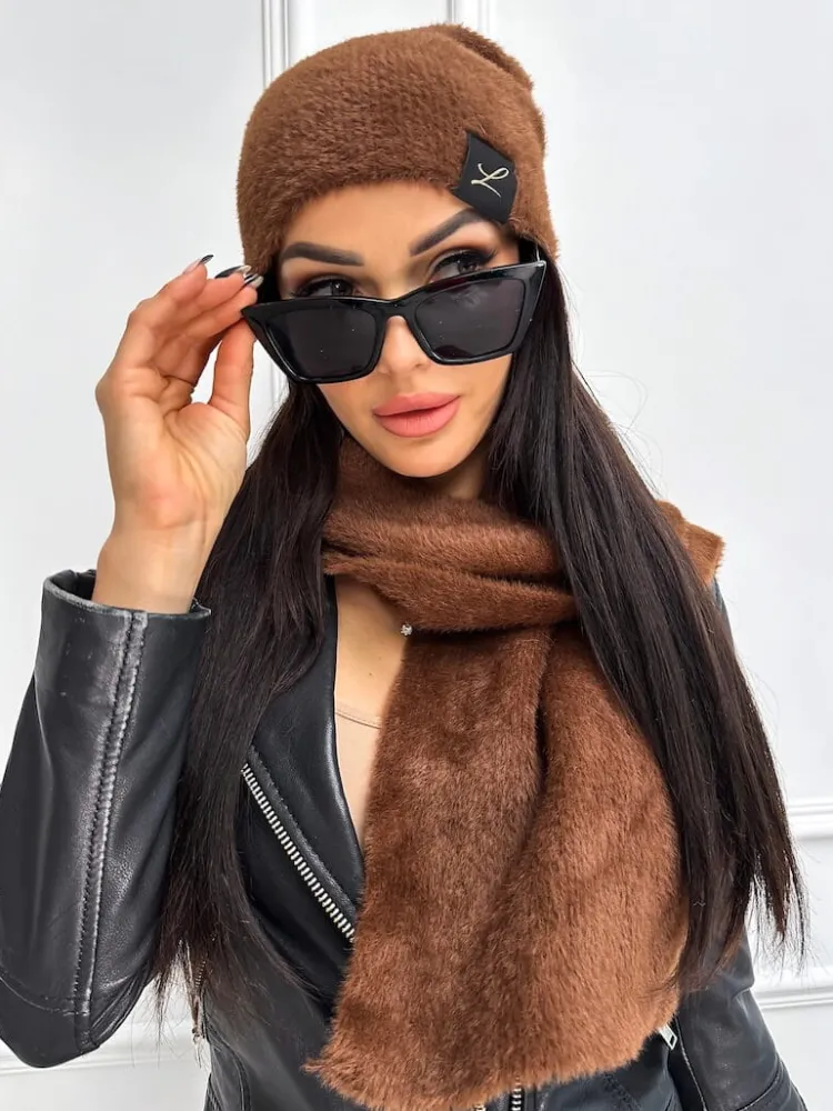 Czekoladowy Komplet Czapka+Szalik 9003-334-L|Modna Kiecka Online