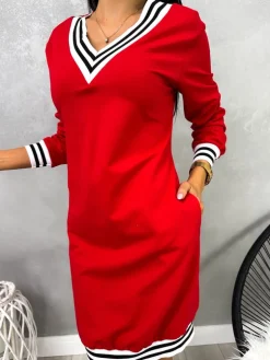 Czerwona Bawełniana Sukienka z Dekoltem V 13028-33-B|Modna Kiecka Fashion