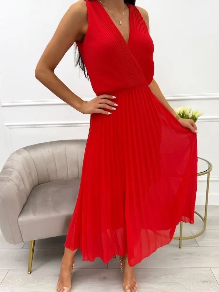 Czerwona Plisowana Sukienka z Kopertowym Dekoltem 13869-500-C|Modna Kiecka Outlet