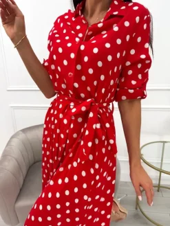 Czerwona Sukienka w Grochy z Paskiem 13850-426-A|Modna Kiecka Outlet