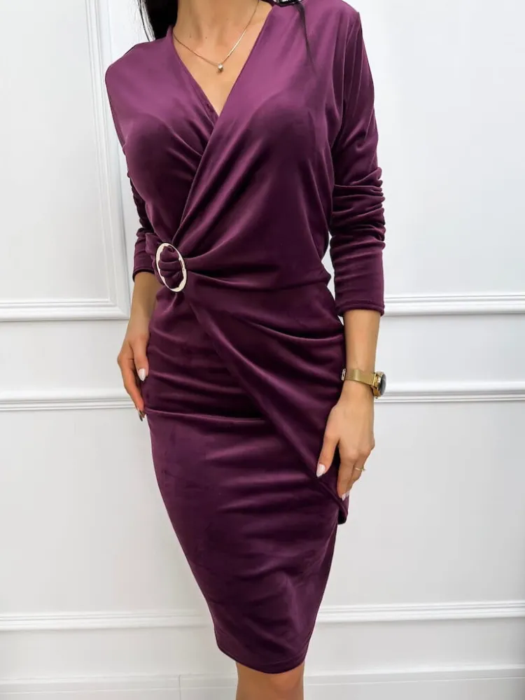 Fioletowa Welurowa Sukienka z Ozdobą 13281-09-C|Modna Kiecka Discount