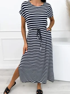 Granatowo-Biała Sukienka w Paski z Kieszeniami 12560-140-D|Modna Kiecka Online