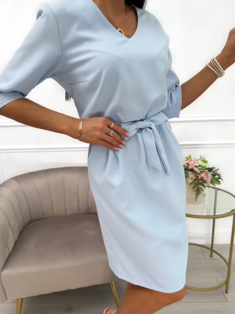 Jasnobłękitna Sukienka z Dekoltem V 11982-234-J|Modna Kiecka Fashion