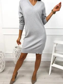 Jasnoszara Sweterkowa Sukienka z Dekoltem V 12953-268-E|Modna Kiecka Hot