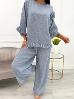 Niebieski Komplet Oversize Bluzka z Ozdobą + Spodnie 13904-423-B|Modna Kiecka Fashion