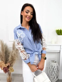 Niebiesko-Biała Koszula z Ozdobnymi Rękawami 12087-289-A|Modna Kiecka Fashion