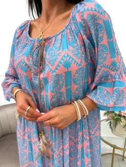 Pudrowa Sukienka Oversize w Niebieski Wzór 14041-361-D|Modna Kiecka Sale