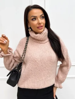 Pudrowy Sweterek z Golfem i Ozdobnym Rękawem 13345-160-F|Modna Kiecka Fashion