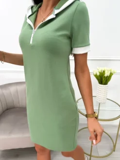 Zielona Dresowa Sukienka z Kapturem i Kieszeniami 13784-173-I|Modna Kiecka Fashion